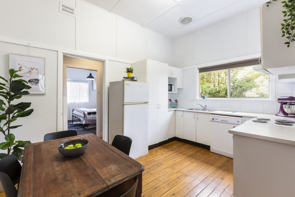 32 Plateau Road, Springwood NSW 2777 — photo 5