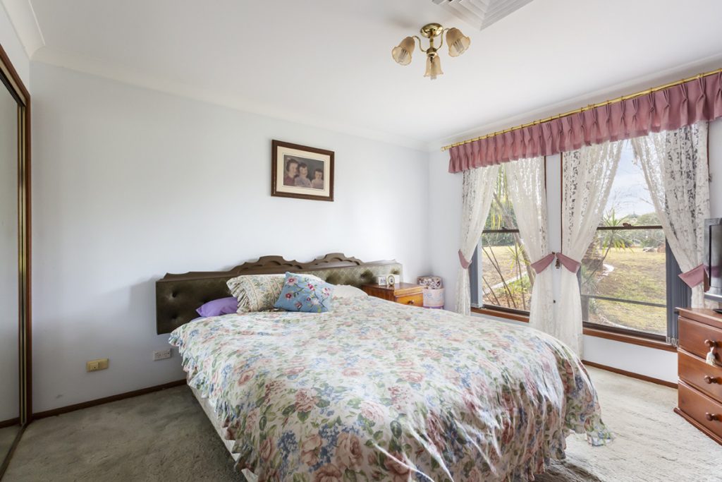 55 Paterson Road, Springwood NSW 2777 — photo 6
