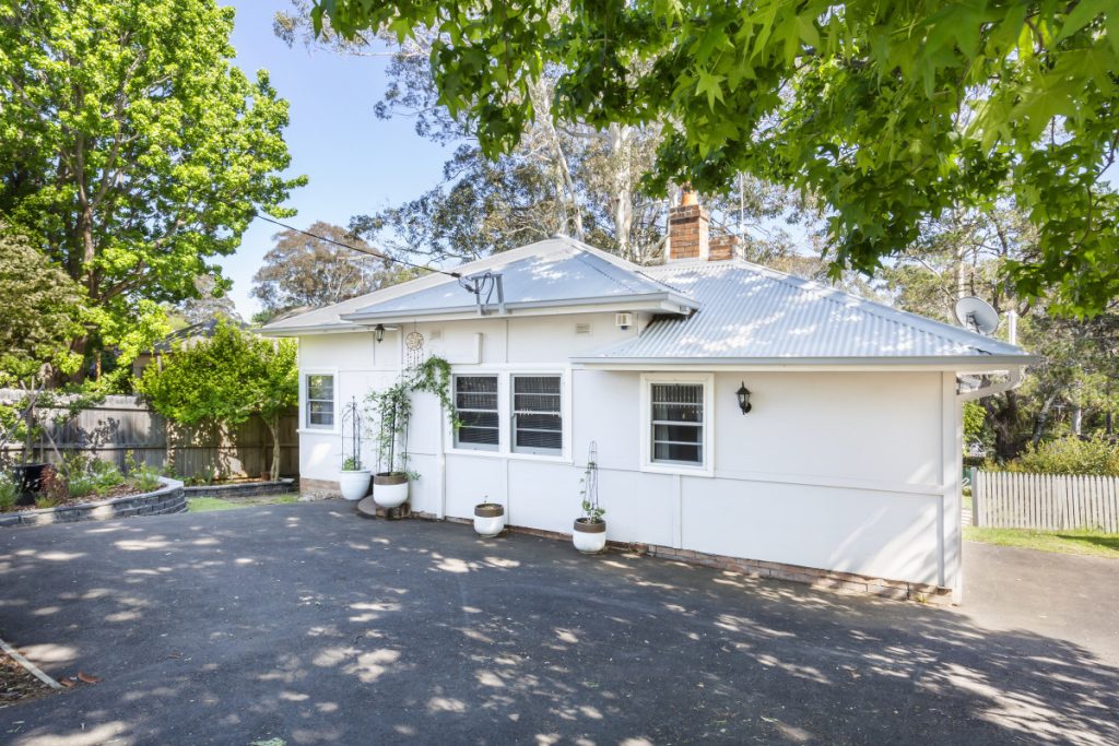 36 Hawkesbury Road, Springwood NSW 2777