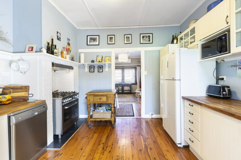 36 Hawkesbury Road, Springwood NSW 2777 — photo 3