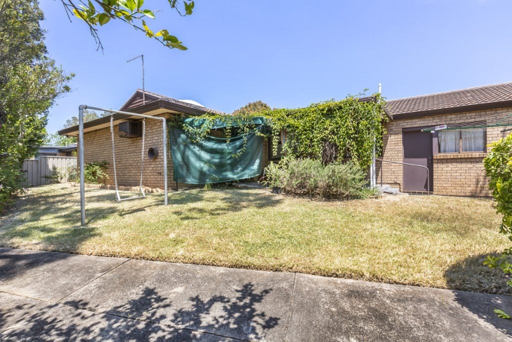2 Nicole Place, Winmalee NSW 2777 — photo 10