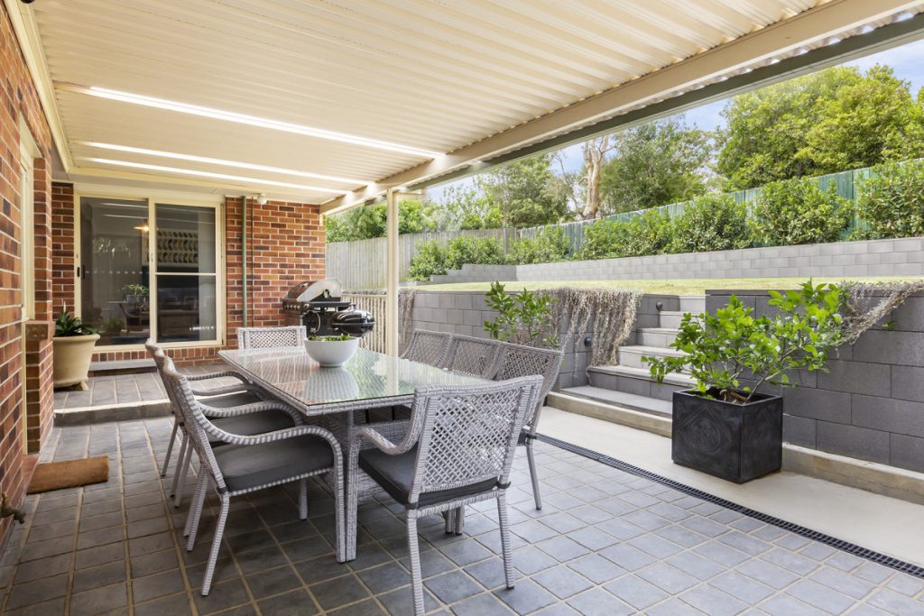 5 Uncle Wattleberry Crescent, Faulconbridge NSW 2776 — photo 12