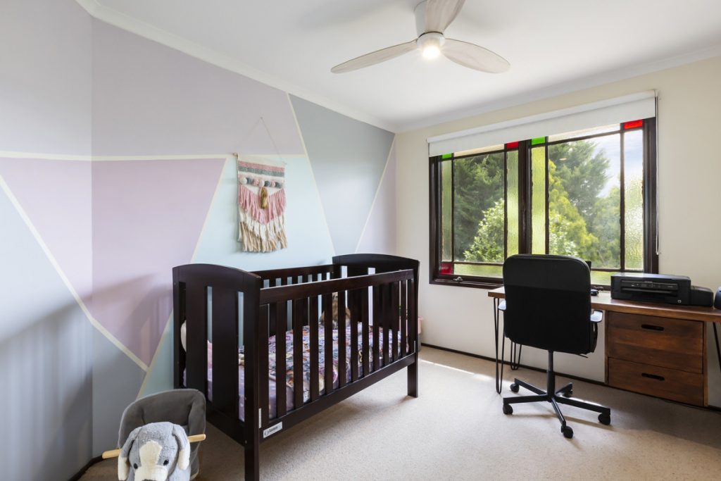 5 Uncle Wattleberry Crescent, Faulconbridge NSW 2776 — photo 10