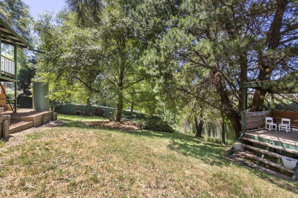 10 Cleveland Street, Lawson NSW 2783 — photo 12