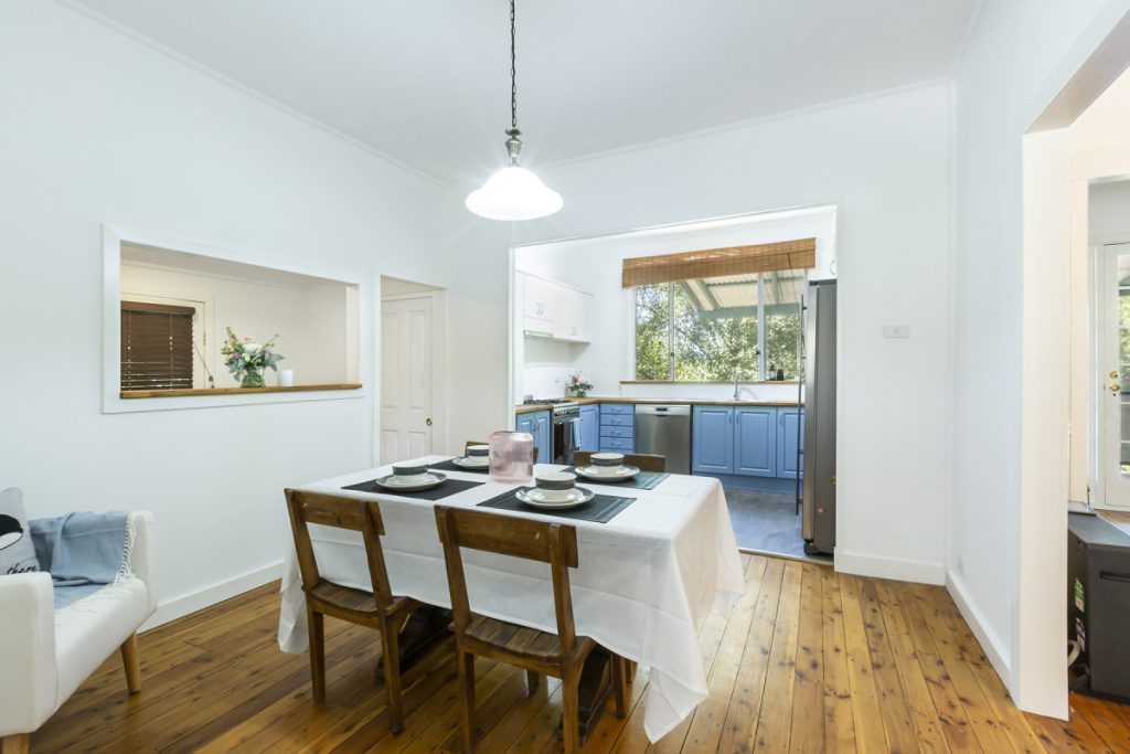 10 Cleveland Street, Lawson NSW 2783 — photo 3