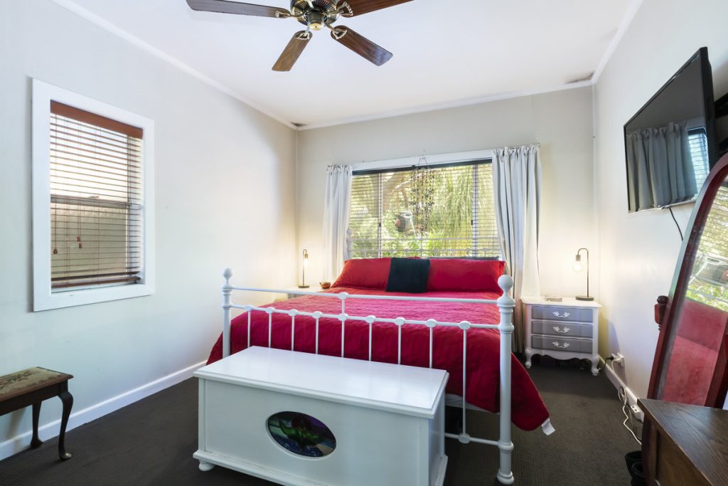 10 Cleveland Street, Lawson NSW 2783 — photo 6