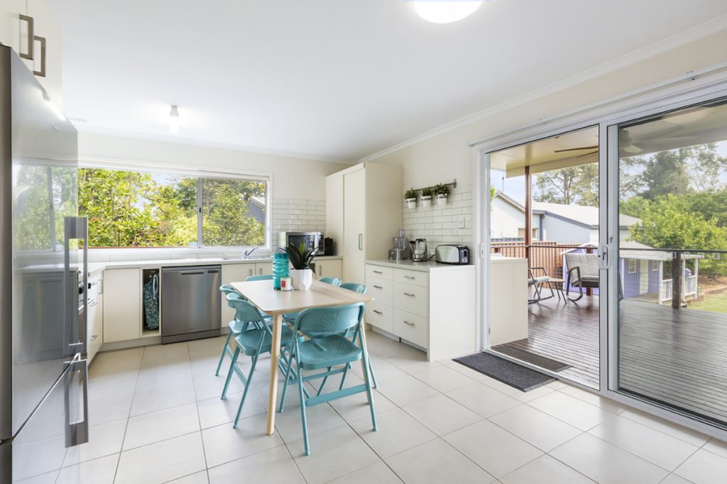 63 Linksview Road, Springwood NSW 2777 — photo 2