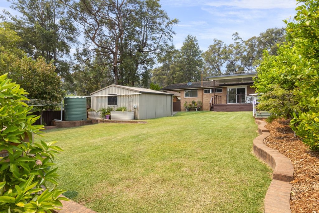 63 Linksview Road, Springwood NSW 2777 — photo 11