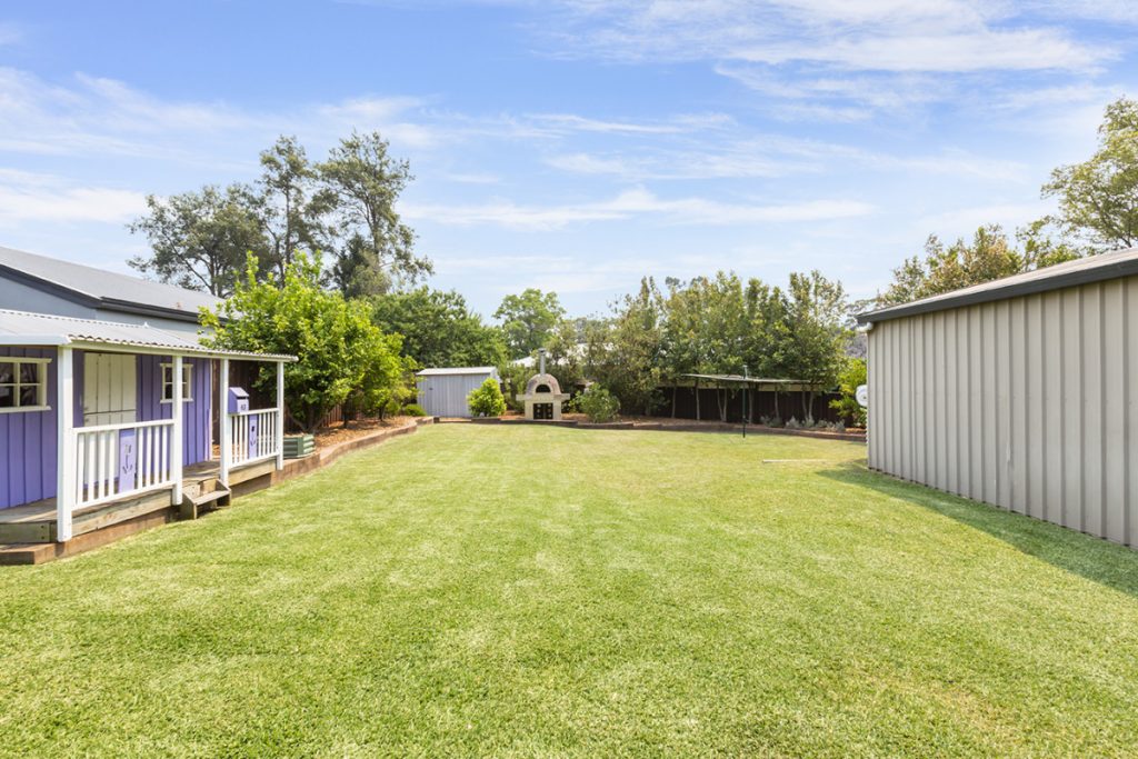 63 Linksview Road, Springwood NSW 2777 — photo 9