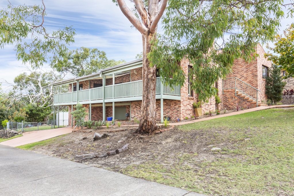 31 Douglas Street, Springwood NSW 2777