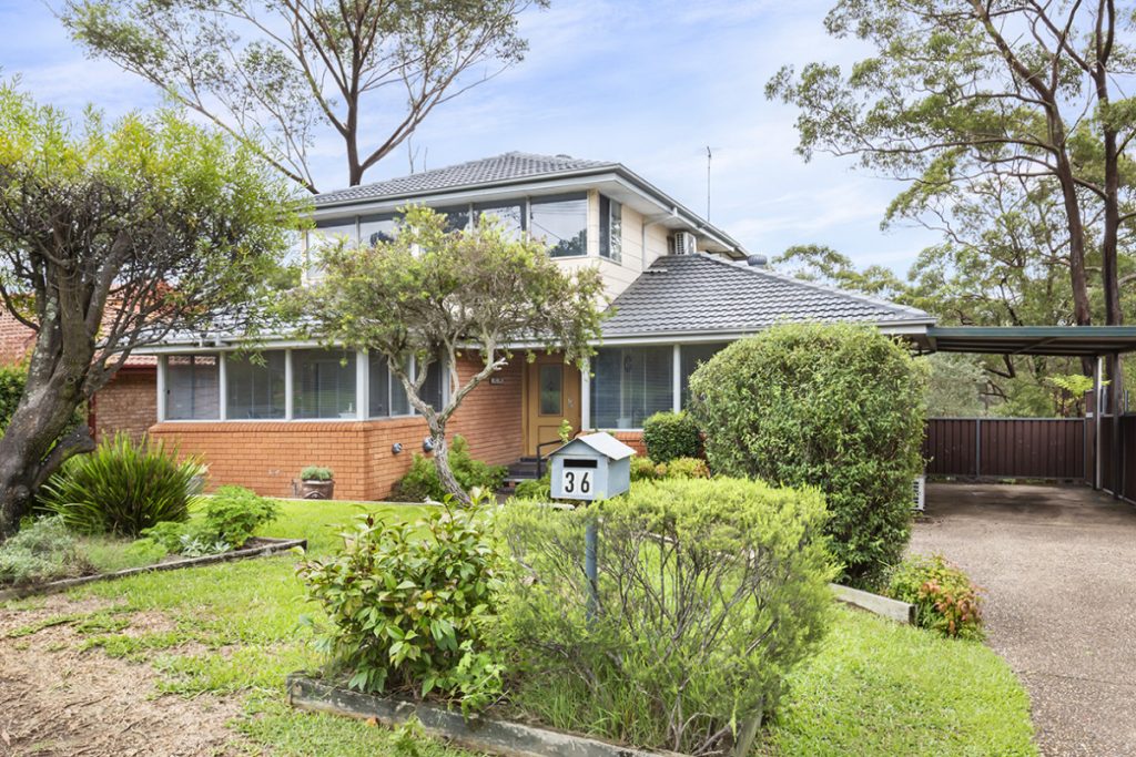 36 Robyn Road, Winmalee NSW 2777