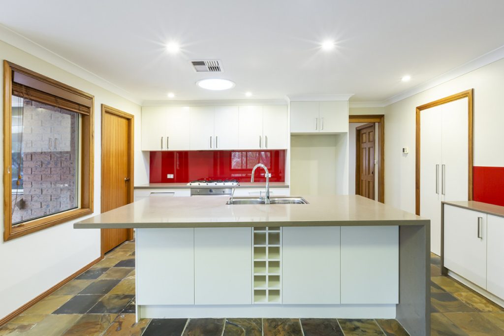 32 Taronga Way, Faulconbridge NSW 2776 — photo 3