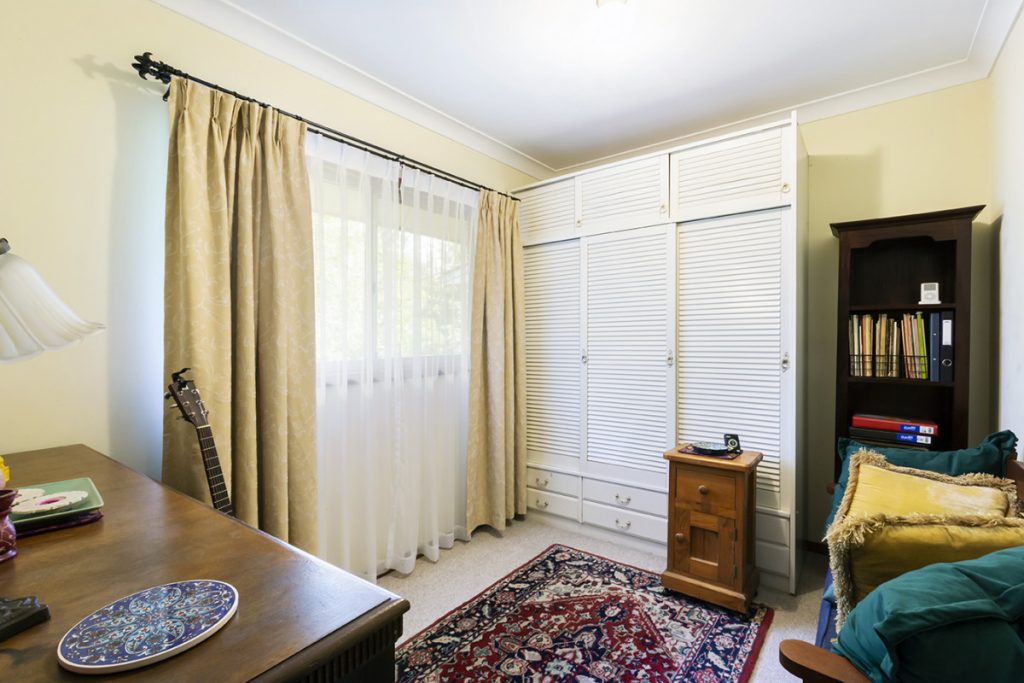 5 Buena Vista Road, Woodford NSW 2778 — photo 8
