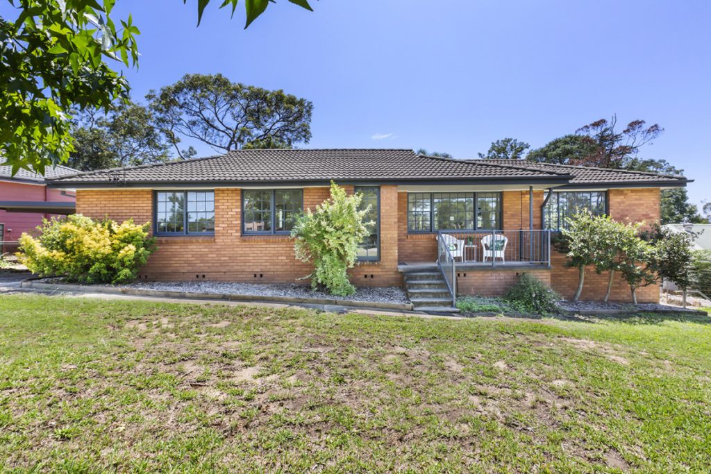 Sold - 14 Tall Timbers Road - New Property in Winmalee - Real Estate by Stewart Lamont