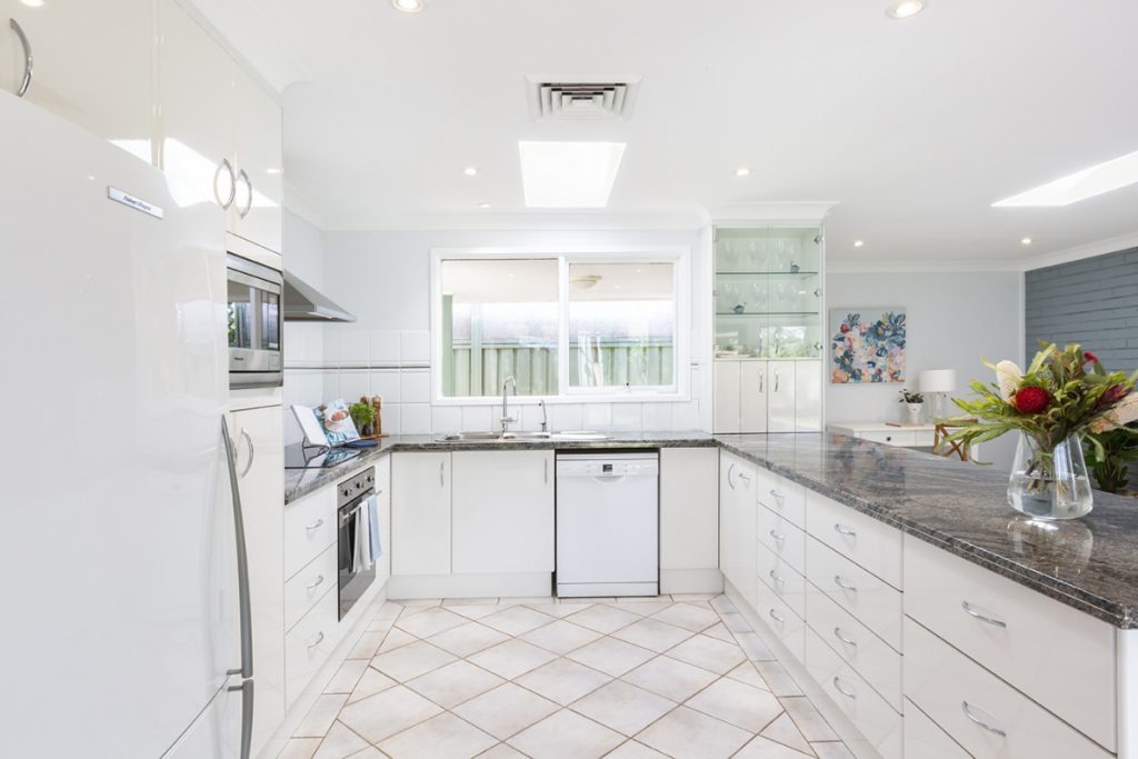 95 The Sanctuary Drive, Leonay NSW 2750 — photo 3