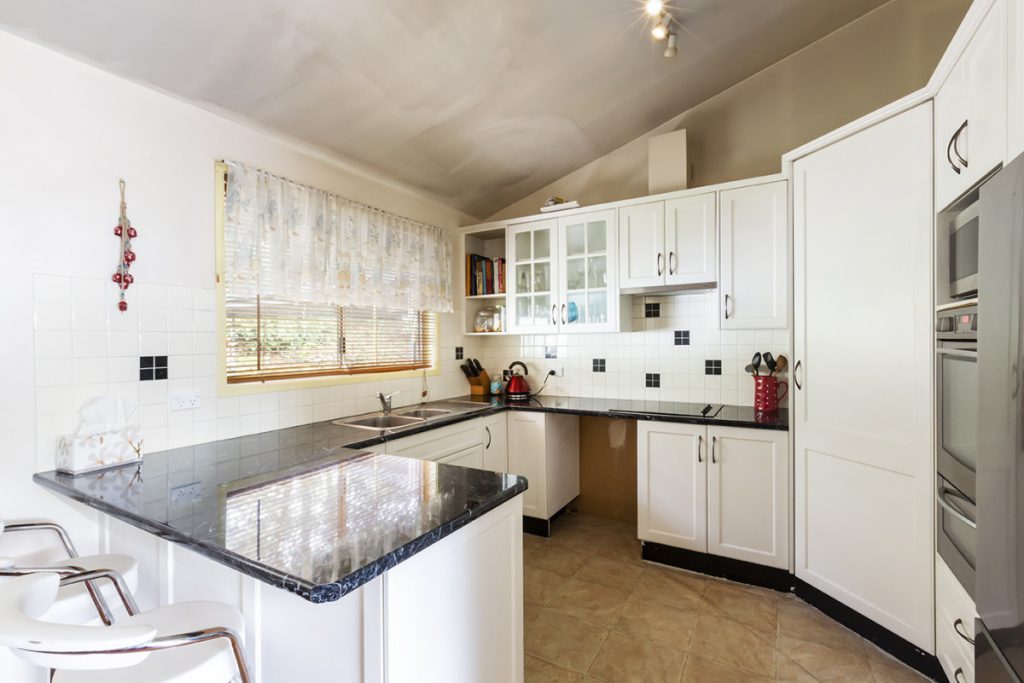 214 Railway Parade, Warrimoo NSW 2774 — photo 3