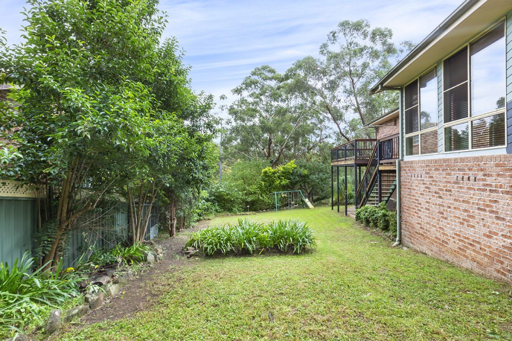 56 Bunnal Avenue, Winmalee NSW 2777 — photo 12