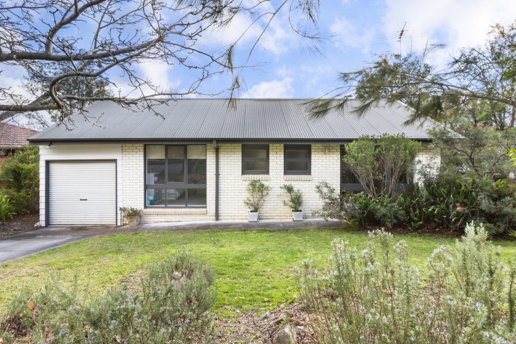 26 Meeks Crescent, Faulconbridge NSW 2776