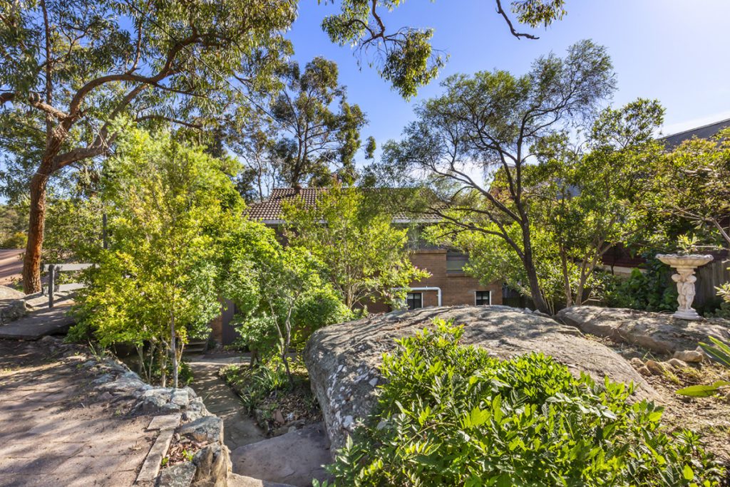 806 Hawkesbury Road, Hawkesbury Heights NSW 2777 — photo 11