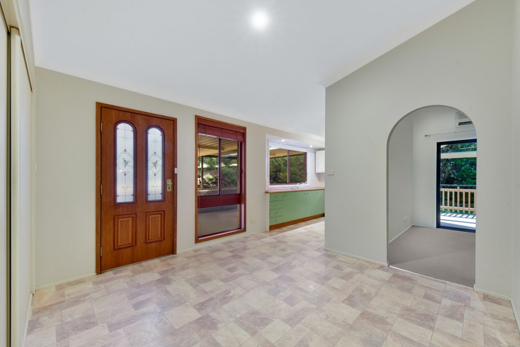 51 Muru Avenue, Winmalee NSW 2777 — photo 3