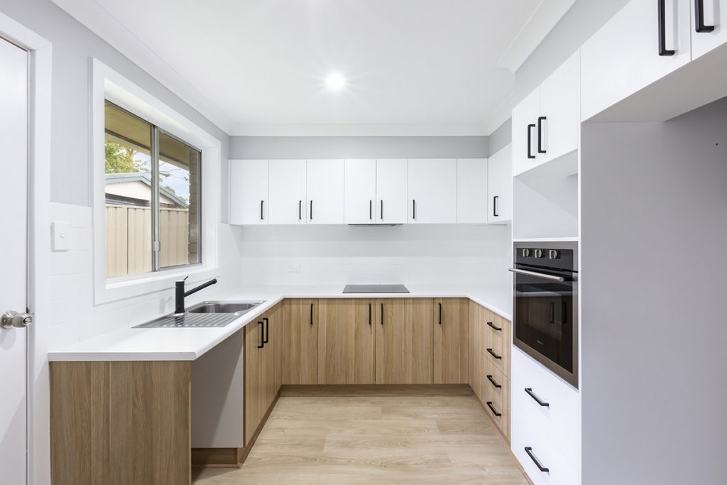32 Reid Road, Winmalee NSW 2777 — photo 2