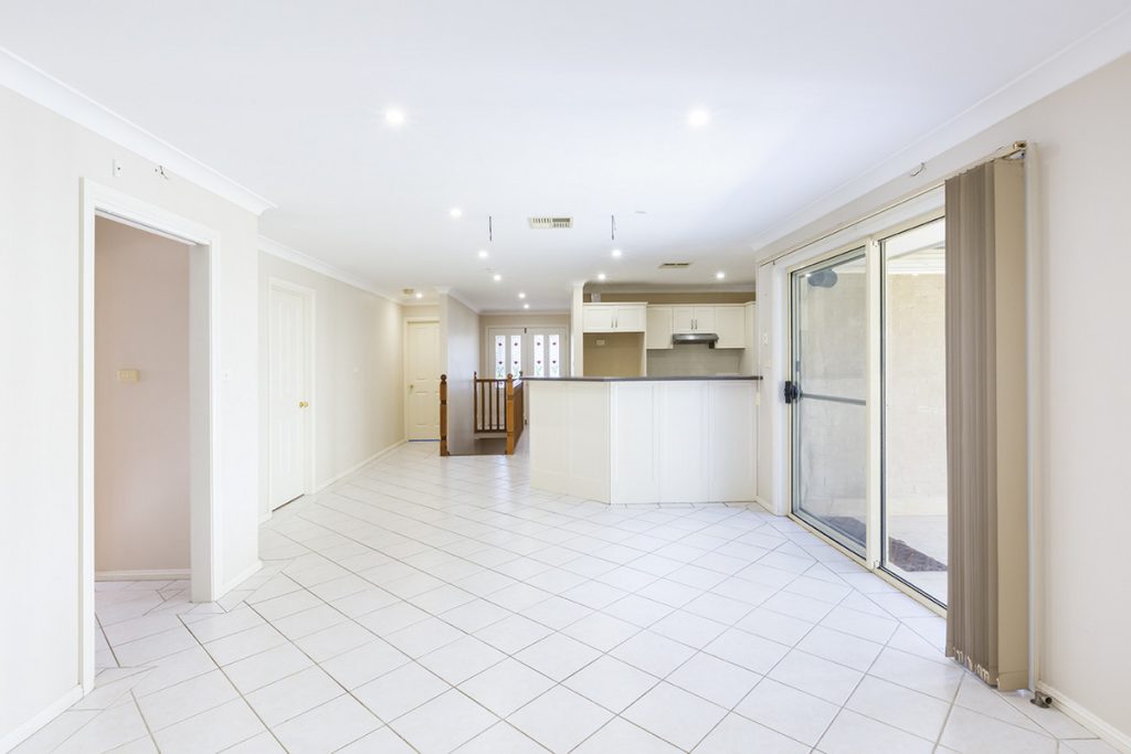 2 Piperita Place, Winmalee NSW 2777 — photo 4