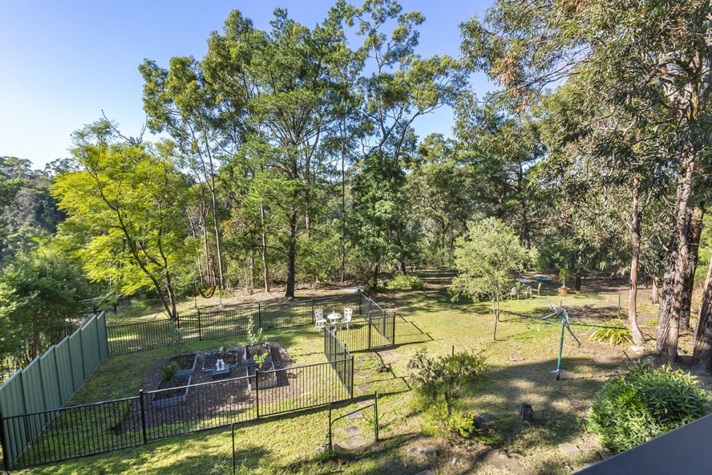 87 Birdwood Avenue, Winmalee NSW 2777 — photo 15