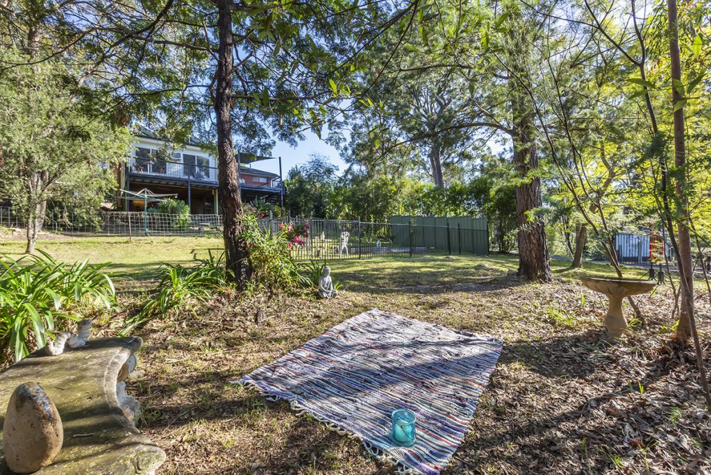 87 Birdwood Avenue, Winmalee NSW 2777 — photo 17