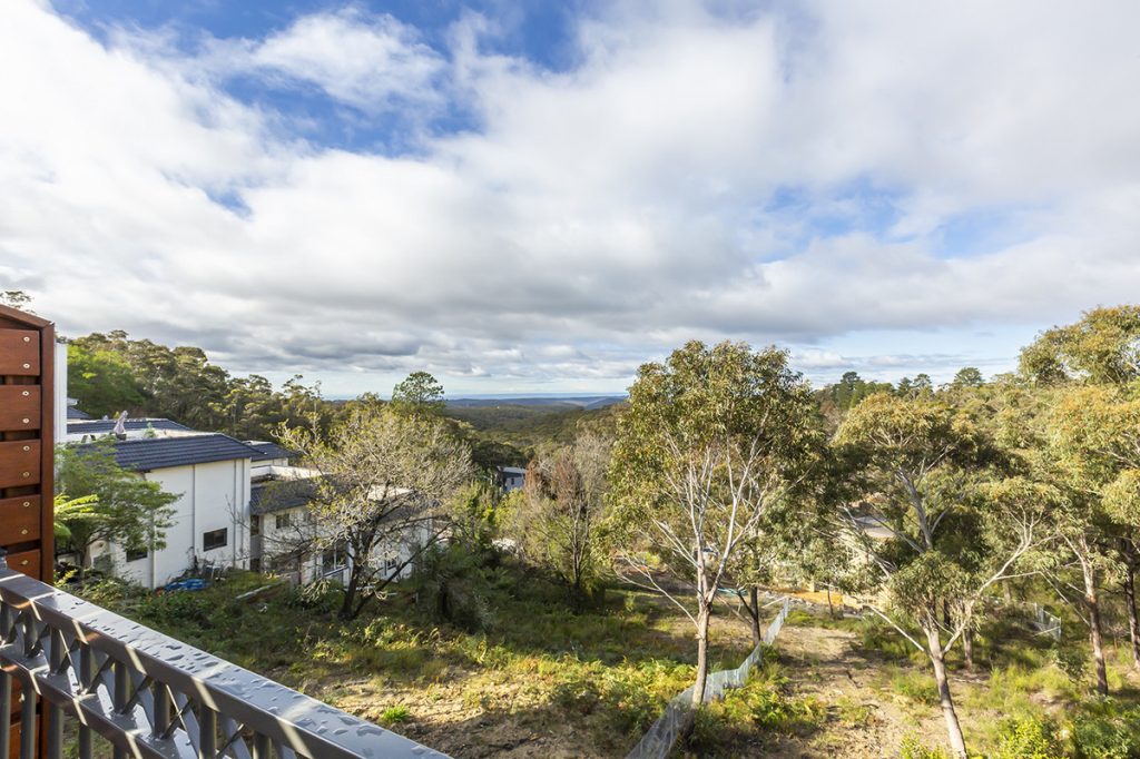 20 Kalinda Road, Bullaburra NSW 2784 — photo 12