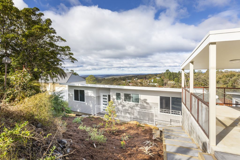 18 Kalinda Road, Bullaburra NSW 2784