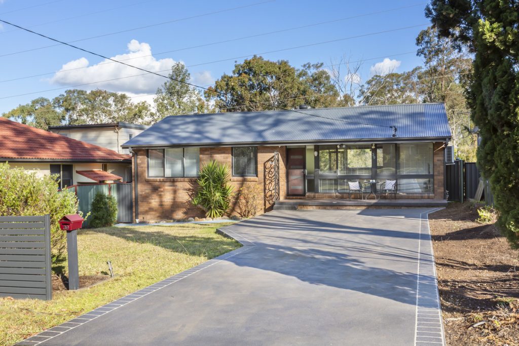 39 Bunbinla Avenue, Mount Riverview NSW 2774