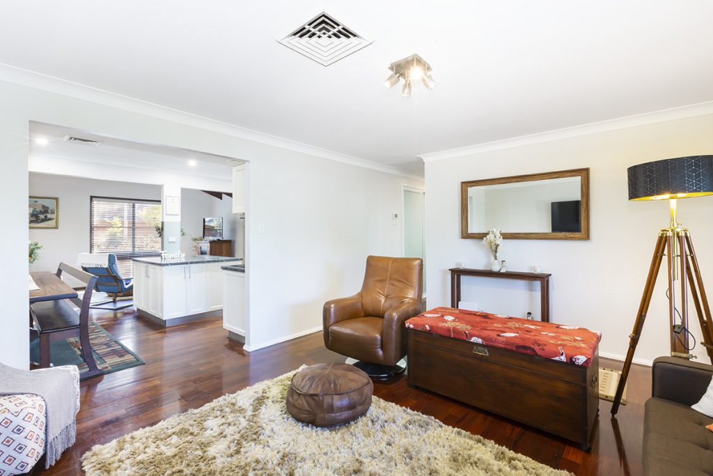 11 Grahame Street, Blaxland NSW 2774 — photo 4