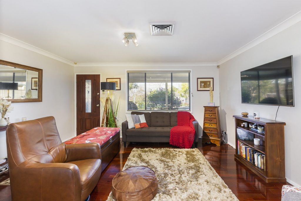 11 Grahame Street, Blaxland NSW 2774 — photo 5