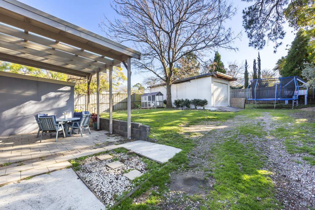 3 Parkes Crescent, Faulconbridge NSW 2776 — photo 11
