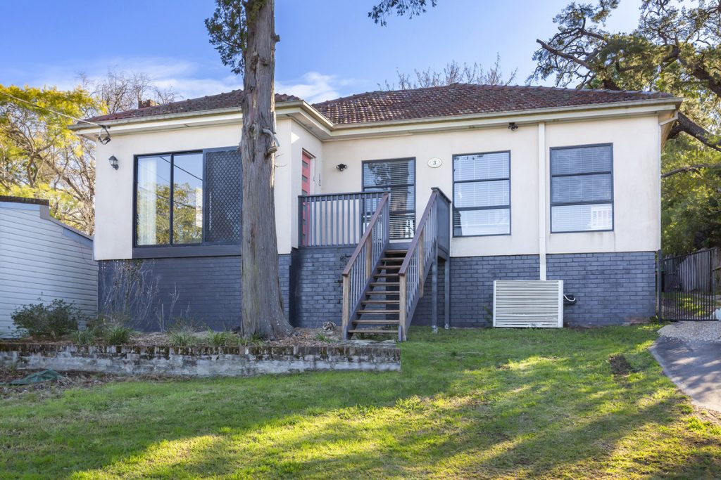 3 Parkes Crescent, Faulconbridge NSW 2776