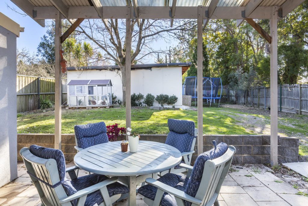 3 Parkes Crescent, Faulconbridge NSW 2776 — photo 12