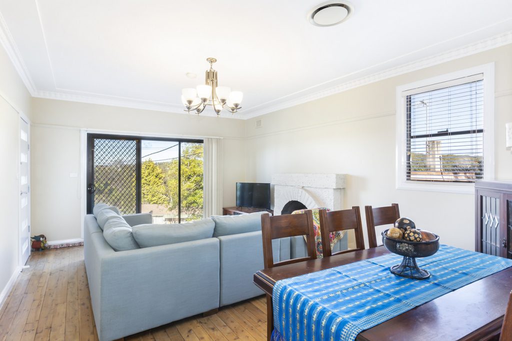 3 Parkes Crescent, Faulconbridge NSW 2776 — photo 4