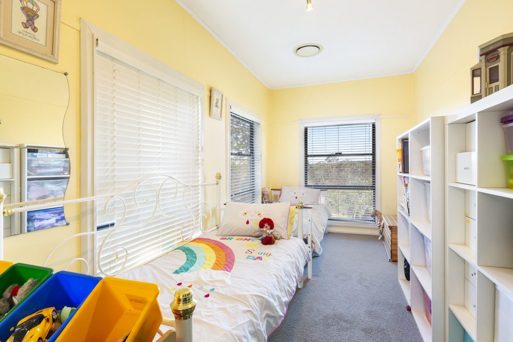 3 Parkes Crescent, Faulconbridge NSW 2776 — photo 7