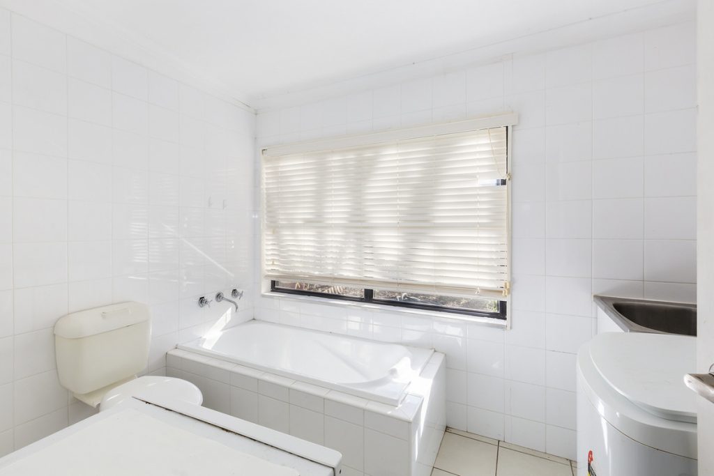 3 Parkes Crescent, Faulconbridge NSW 2776 — photo 10