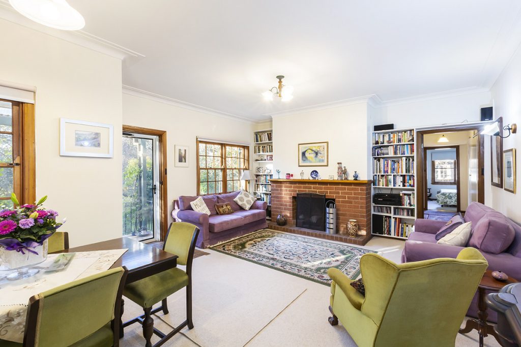 32 Boomerang Road, Springwood NSW 2777 — photo 4
