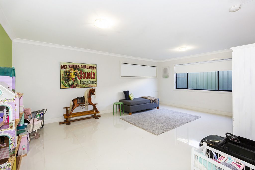 40 Stapylton Street, Winmalee NSW 2777 — photo 17