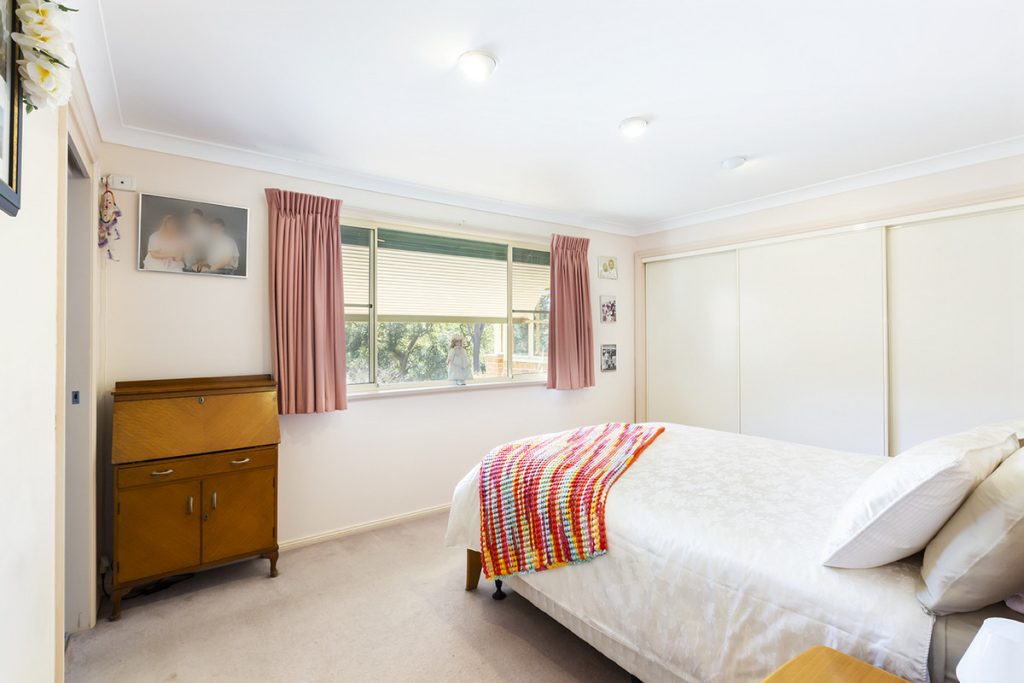 14 Lugano Avenue, Springwood NSW 2777 — photo 5