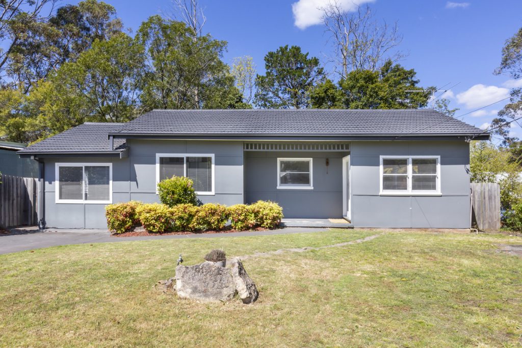 14 St Georges Crescent, Faulconbridge NSW 2776