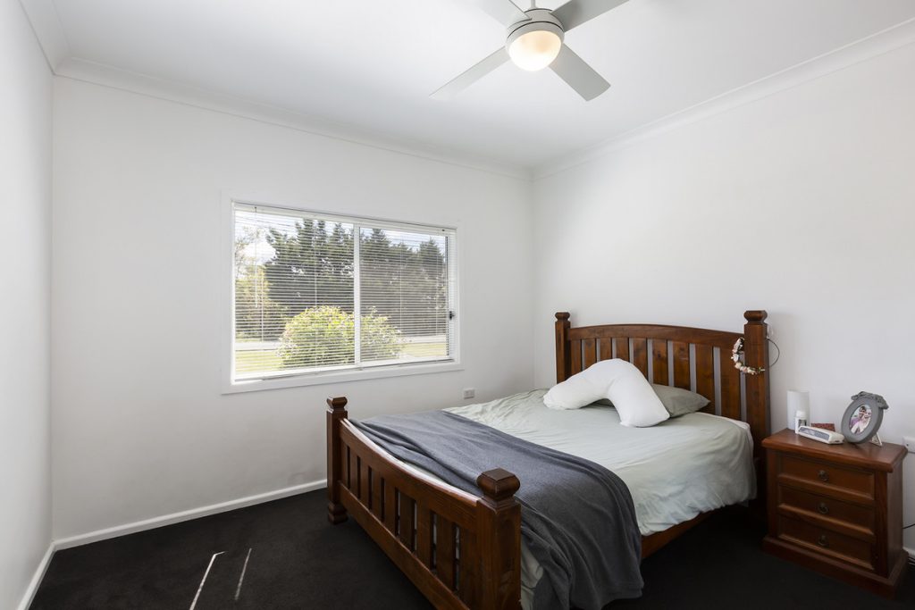 14 St Georges Crescent, Faulconbridge NSW 2776 — photo 5