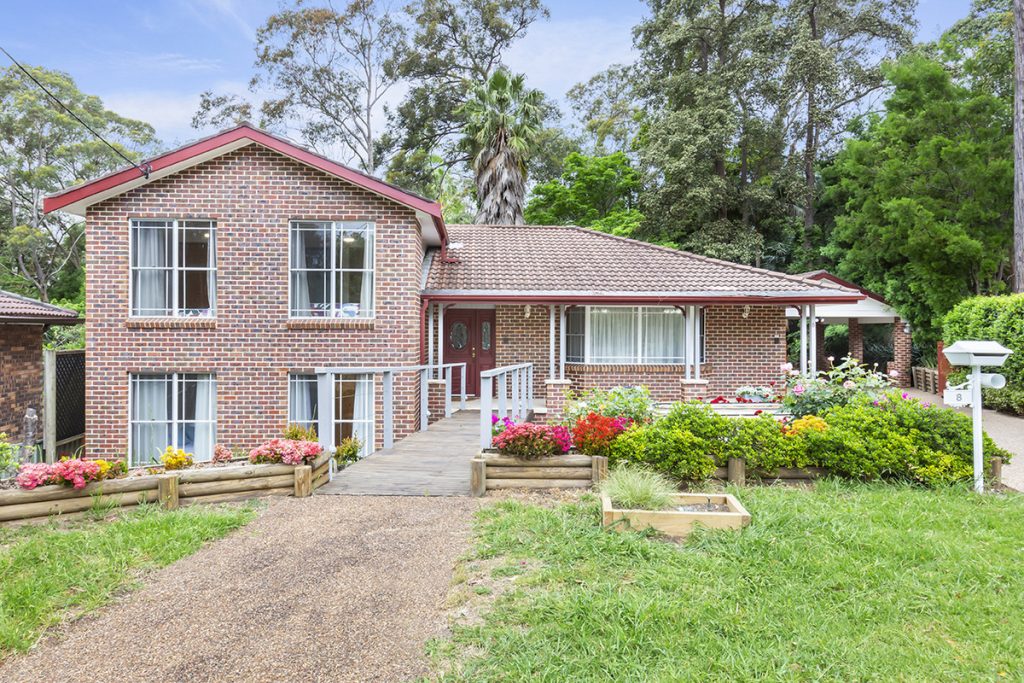 8 Jandiga Place, Winmalee NSW 2777