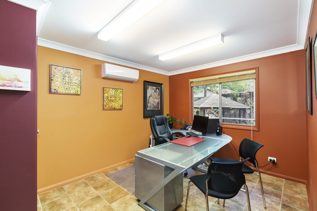 8 Jandiga Place, Winmalee NSW 2777 — photo 18