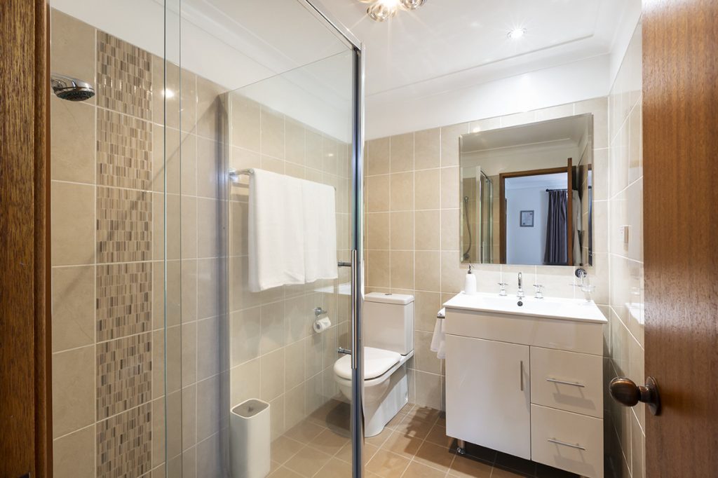 8 Jandiga Place, Winmalee NSW 2777 — photo 9