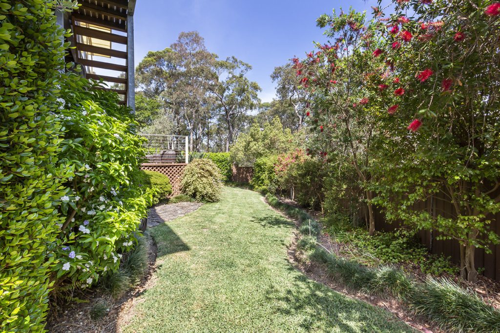 2 Calver Avenue, Mount Riverview NSW 2774 — photo 17