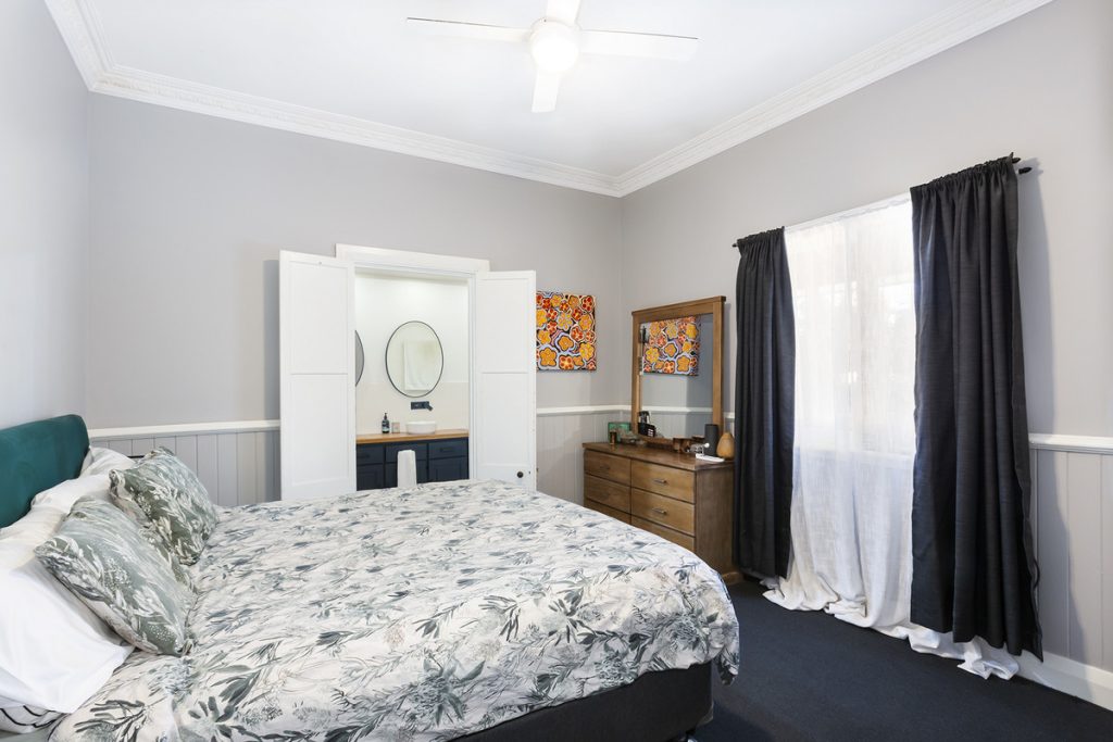 19 Great Western Highway, Valley Heights NSW 2777 — photo 6