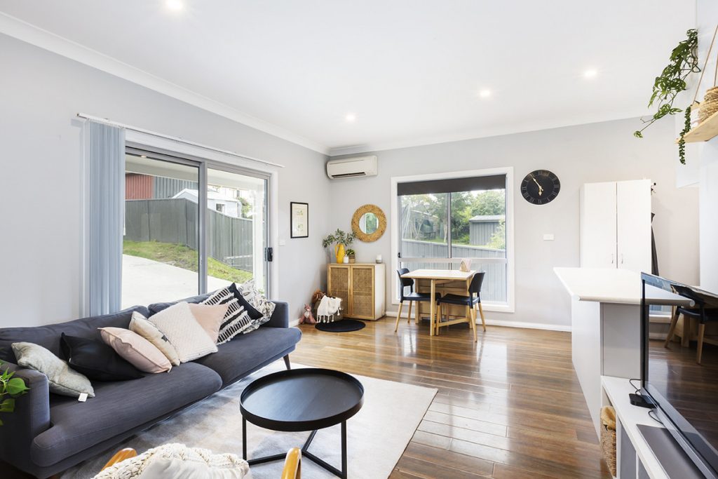 32A Plateau Road, Springwood NSW 2777 — photo 3